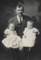 James B. Jones with grandson Basil Jones and Roy Tinsley, ca 1915