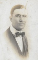 Jesse Jones, age 29, Oct 1917