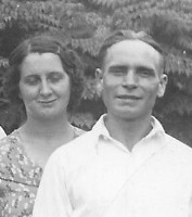 Wakeman Reunion 1939, Montcello City Park, Adrian and Goldie, Harman and Bernie Kelly, Clarence and Eileen Wakeman, Laura and Arthur Clinger