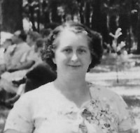 Lora Viola Wakeman Clingler, photo circa 1950