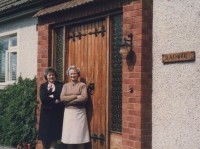Margaret and Jennt McLellan (sisters) at Betty Little's home