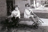 The little boy on the left appears to be Stan Schons, son of Michael Schons (son of Peter and Anna Schons)and Barbara Steinbach